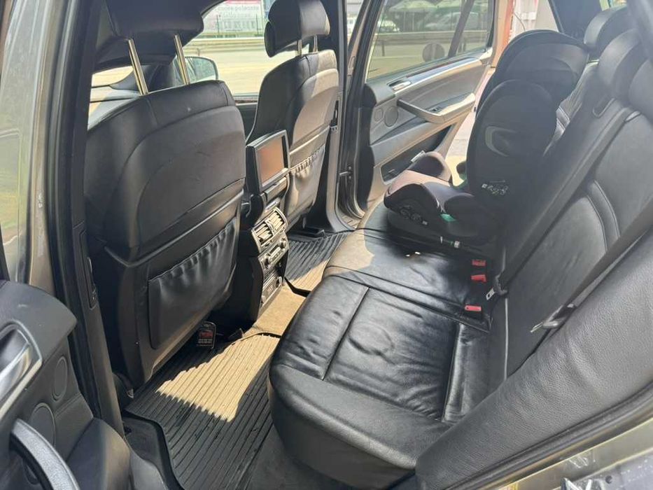 BMW X5 E70 4.8i Газ