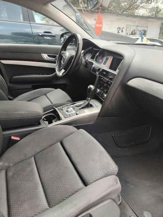 Автомобил Audi A6