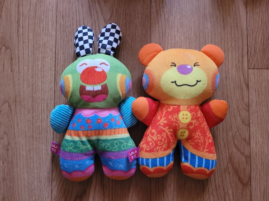 Игрушки погремушки для малыша