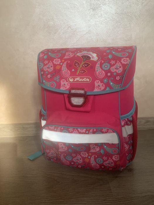 Раница за училище