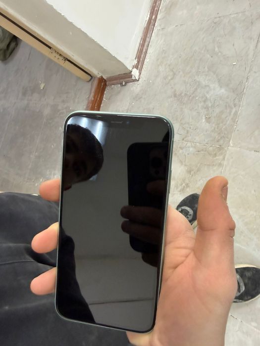 Продам айфон 11 128 гб