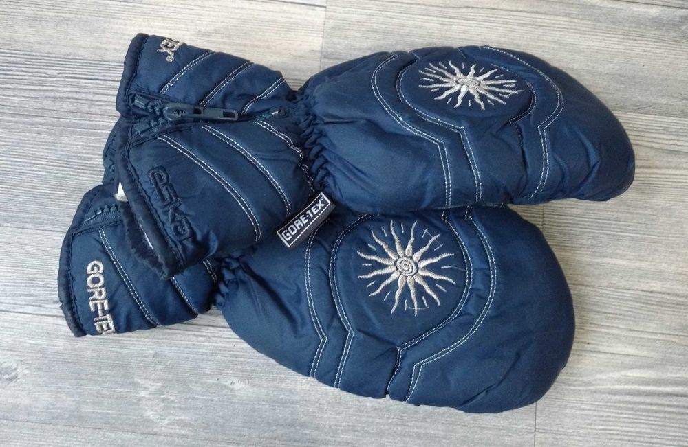 Ски и сноуборд ръкавици предимно Gore-Tex на най-добрите марки