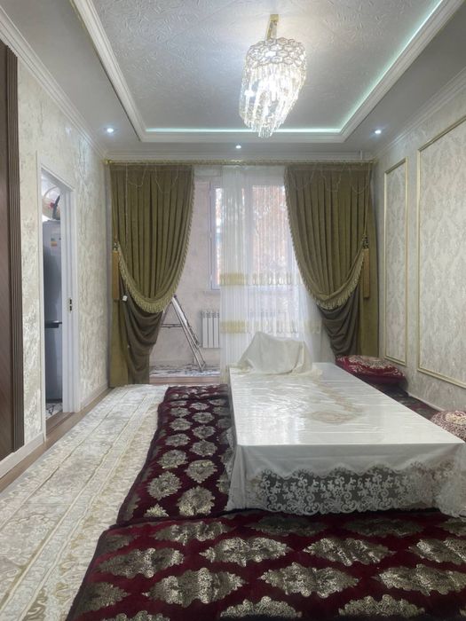 Мирзо Улугбек  ялонгоч