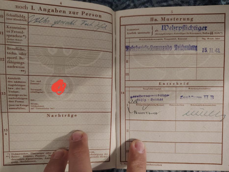 Lot 2 documente WW2 germane: Wehrpaß și Handwerkskarte 1939-1943