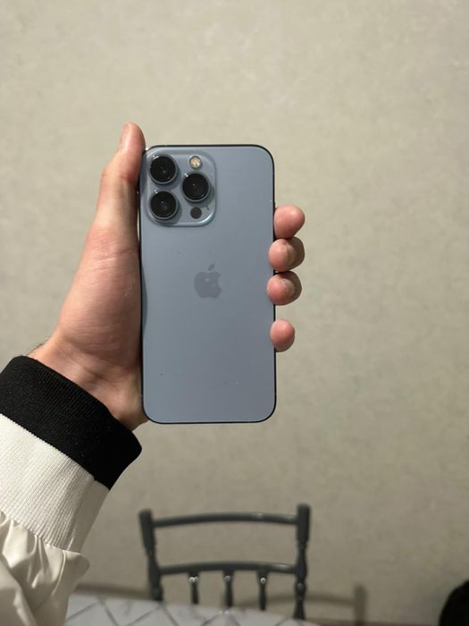 Продам айфон 13 про идеал