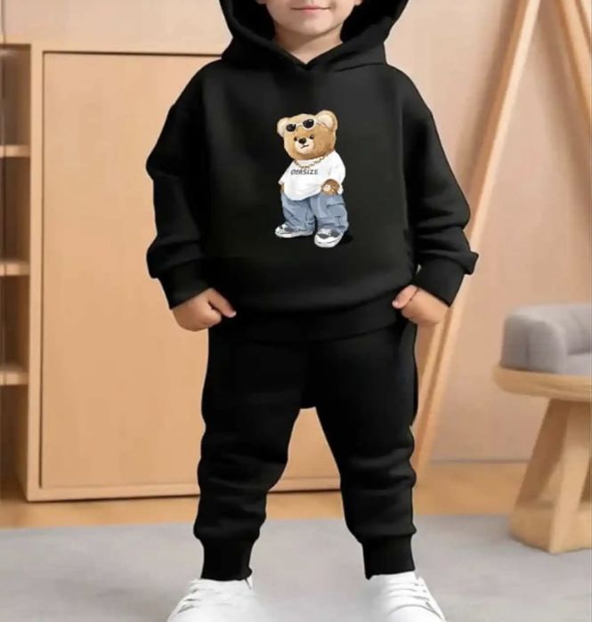 Compleu marimea 5-6 ani