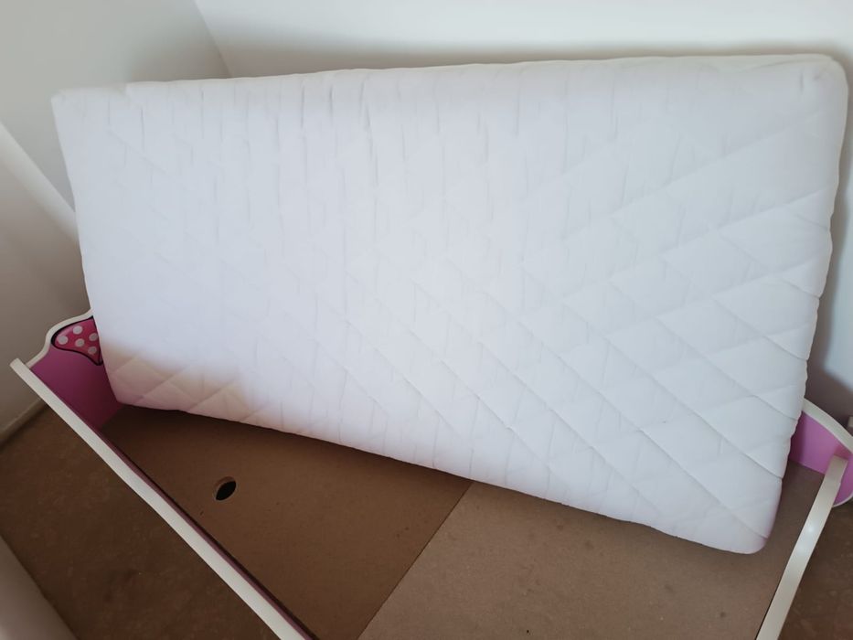 Pătut de copil cu saltea inclusa