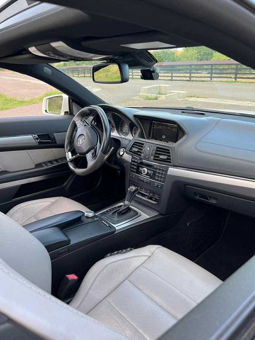 MERCEDES-BENZ E-Class 2011 — imagine 5