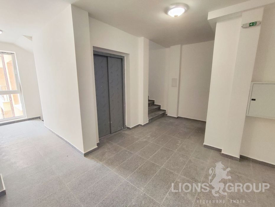 Продава се Двустаен апартамент в Варна, Младост 2 - 61 кв.м за 1590 €/кв.м - Снимка #10