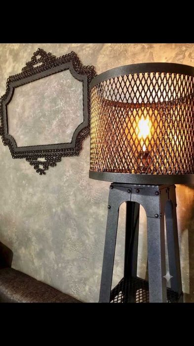 Lampadar Industrial Handmade – Piesă de Design Unică