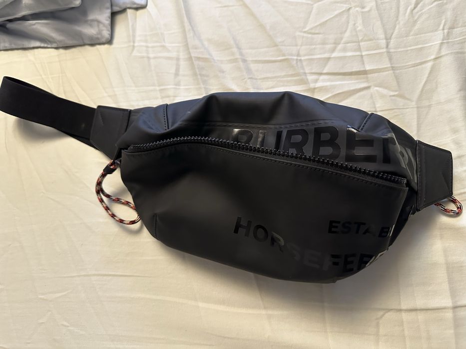 Барсетка Burberry черная