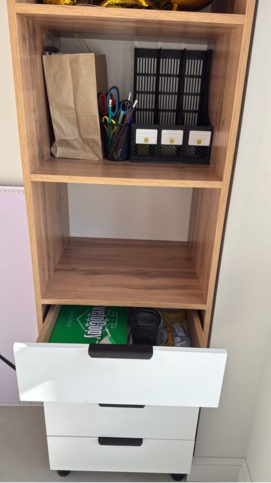 Маленький шкаф для офиса