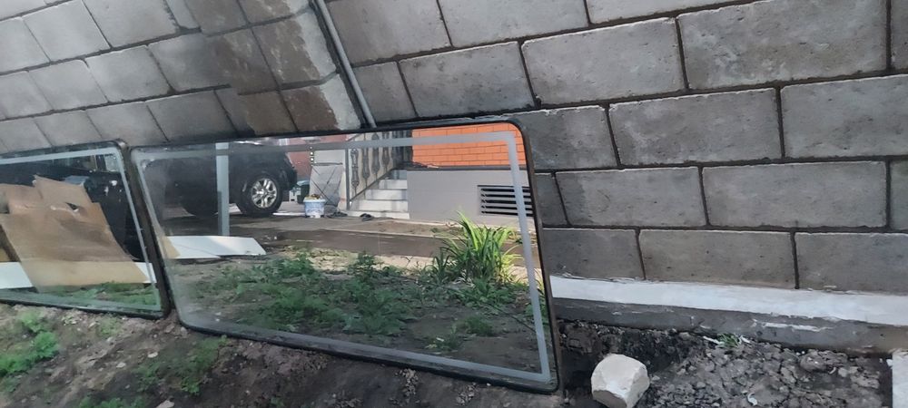 Продам зеркало .3 шт