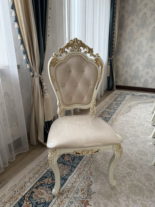 Продам стулья для гостиной