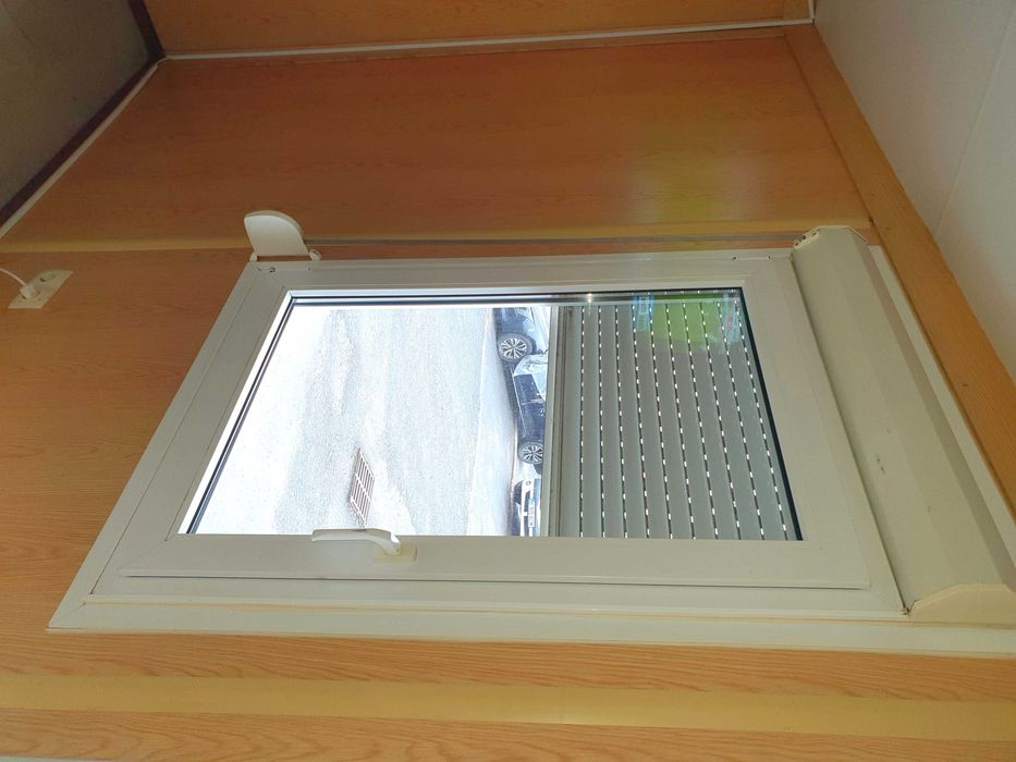 Container birou 6m Germania spatiu comercial depozit aer conditionat