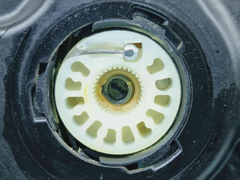 Macara electrica geam dreapta fata MAZDA 3 Sedan (BL) [Fabr 2008-2013]