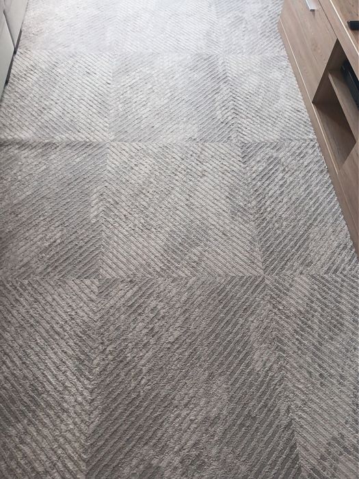 Продам недорого ковер