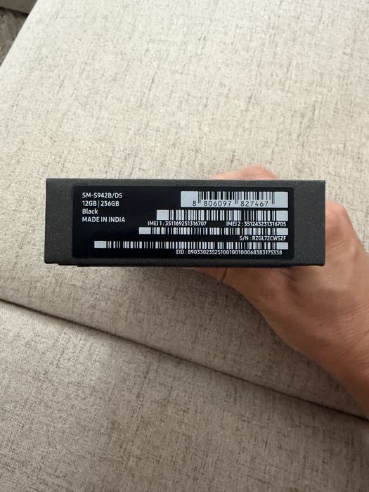 Samsung Galaxy S26 256gb Black, Nou, sigilat, cu factura si garantie 2 ani de la Orange!