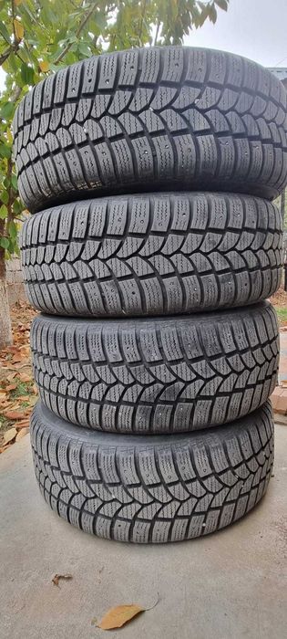 Продам шины б\у от BMW