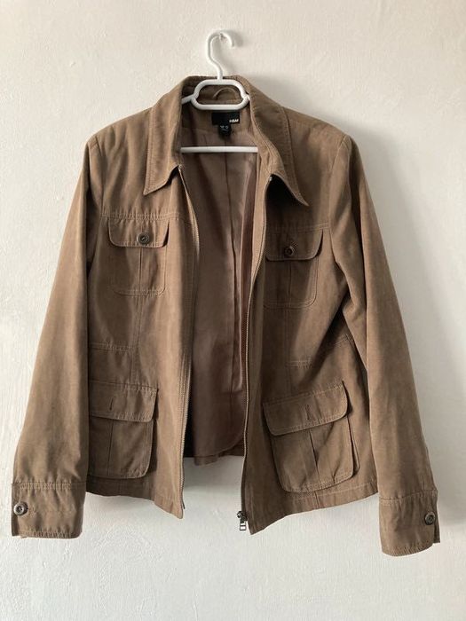 Jacheta H&M satinata bej - marime M/38