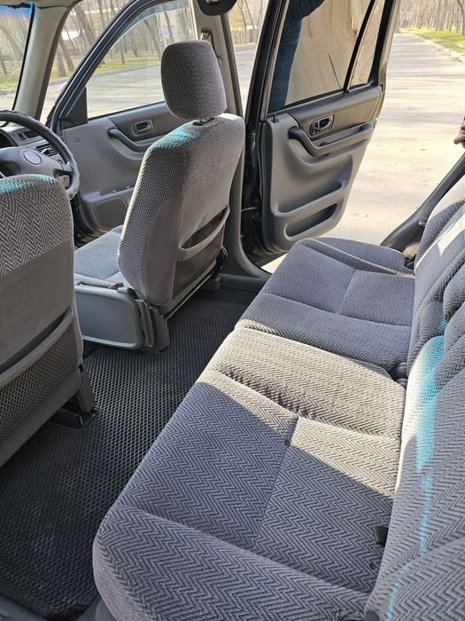 Автомобиль Honda CRV