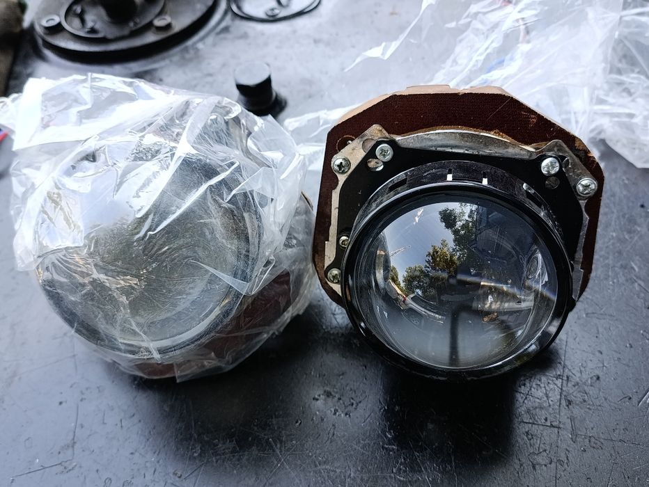Линзы BI-LED на 24V