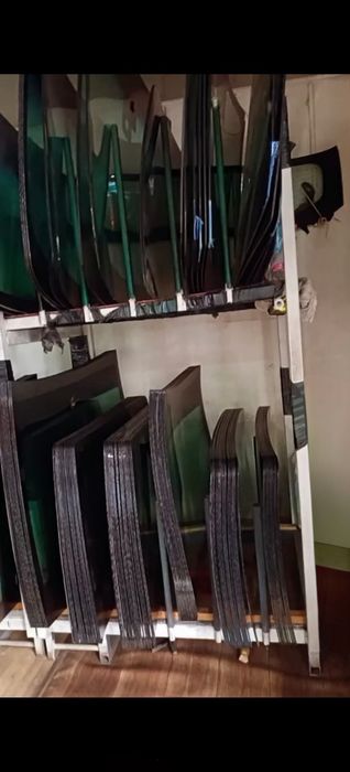 Avtomobil oynalari