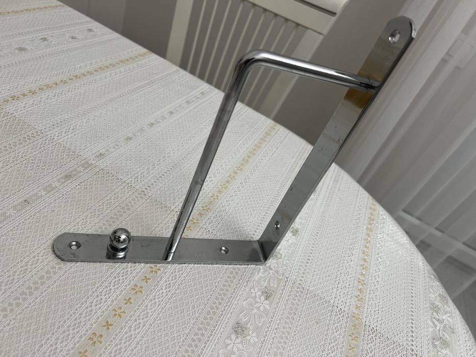 Полкодержатель кронштейн с усилением