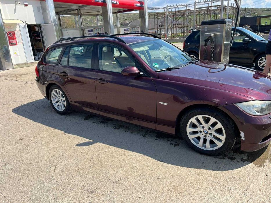 BMW 318i Touring (E91) 2.0 Benzină 143 CP - Pachet Comfort / Xenon