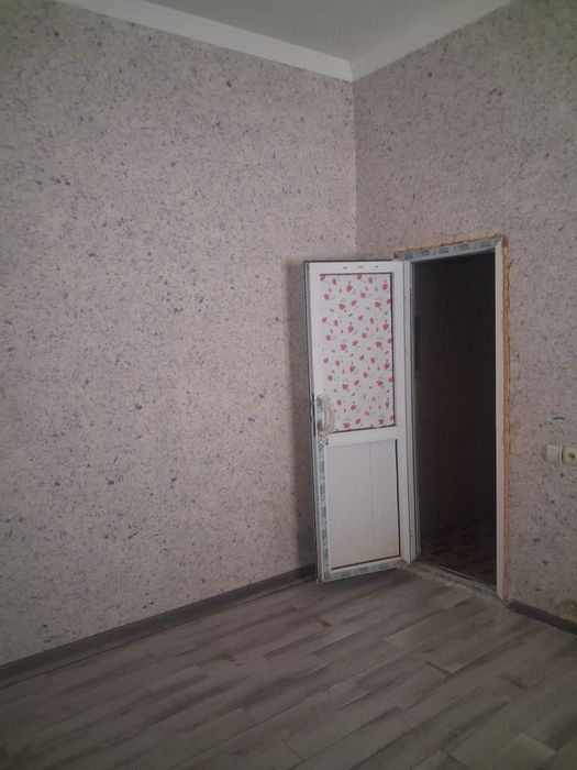Uy sotiladi, Yengi ToshMI postdan 6, 7 km atrofida. 3 xona, 4 xona qil