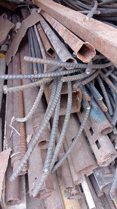 Чугунний батарея оламиз