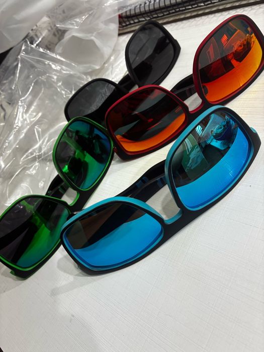 Продавам мъжки очила Polarized