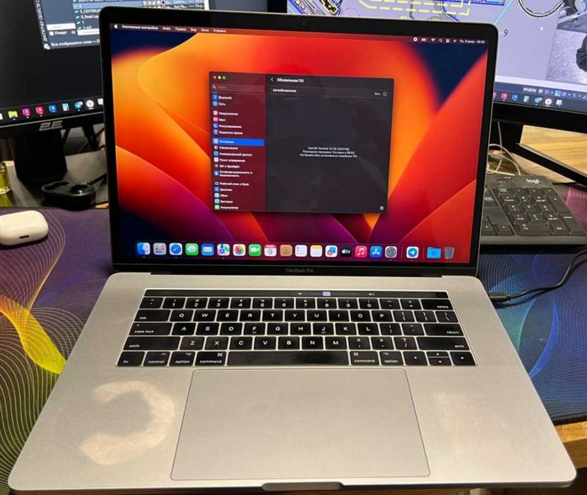 Apple Macbook Pro 15" i7 2017