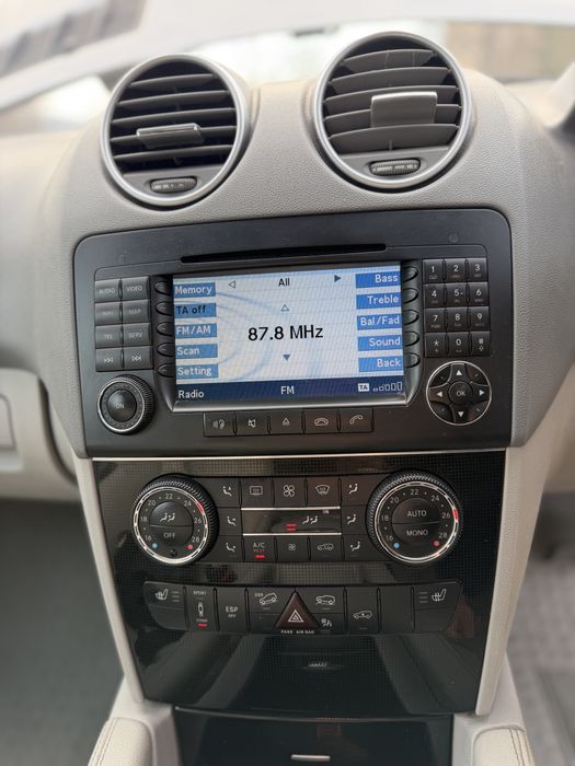 ML 320 CDI - 3.0 Diesel V6 - Automat - Perne de aer - 4x4 - Trapa -