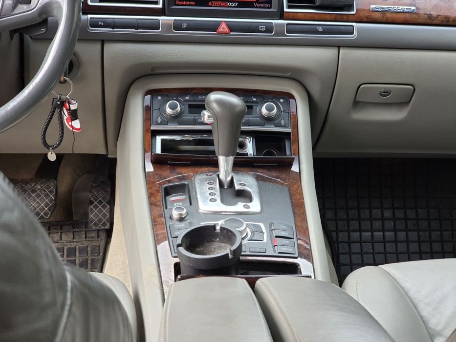 Audi A8 D3 3.0TDI на части Ауди А8