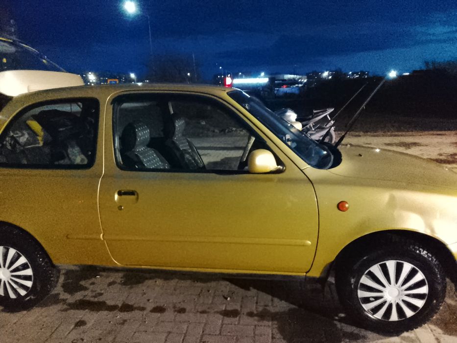 Продам Nissan мини. 2 милиона