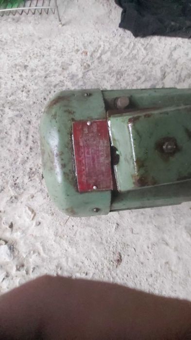 Продавам електромотор монофазен