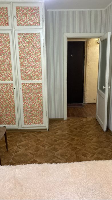 Сдам квартиру двухкомнатную