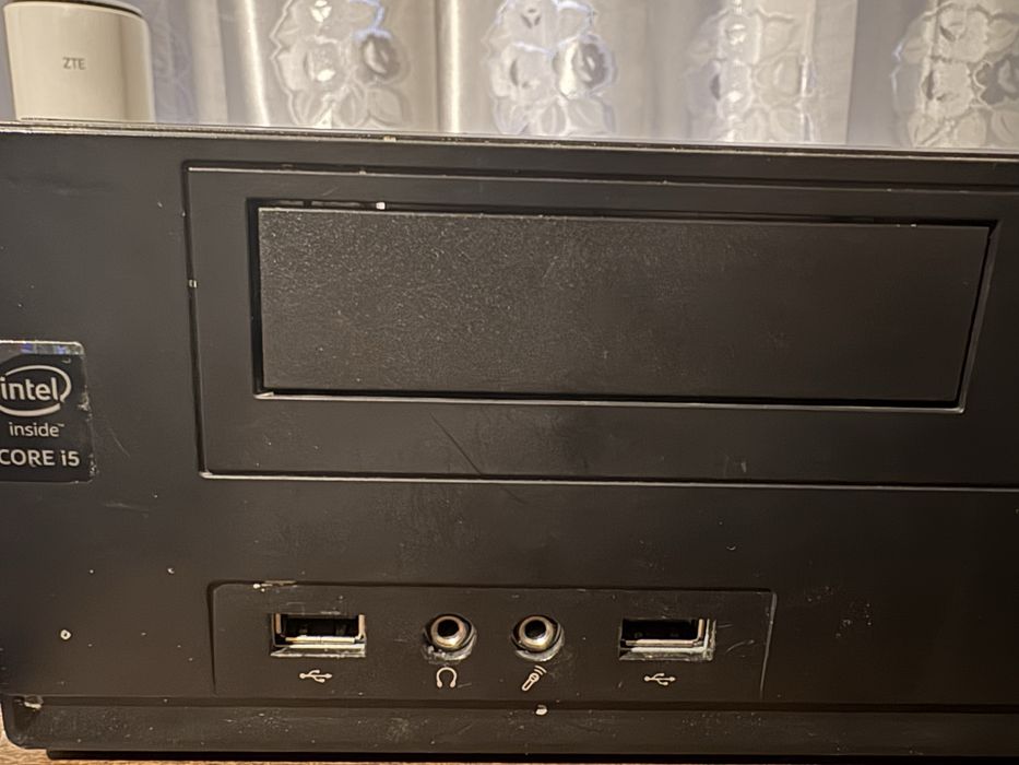 Компютър i5 4460 8ddr3 GPU 1 GB