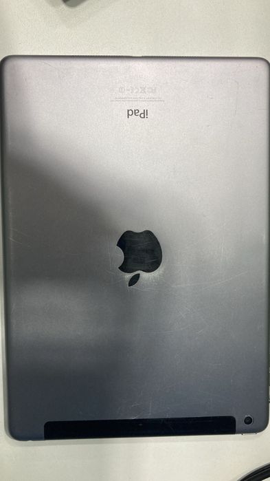 Продается 7 планшетов Ipad в алмате.