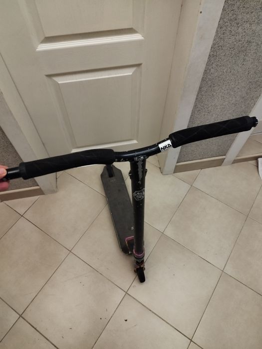 NKD трикова тротинетка