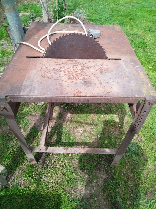 Трифазен стационарен циркуляр