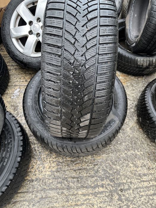 235/55/17 зимни гуми Semperit