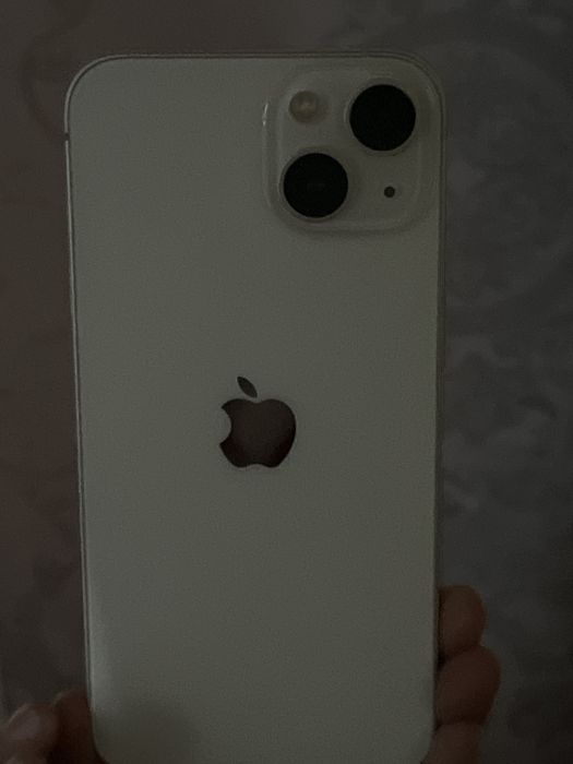 Айфон 13 белого цвета