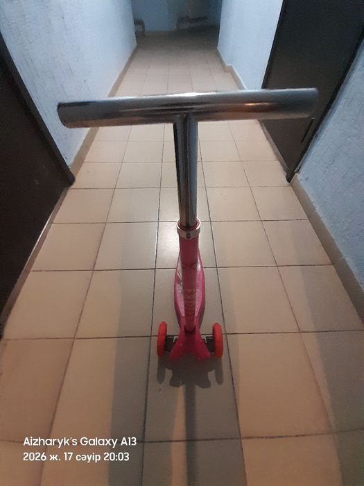 Детский самокат.