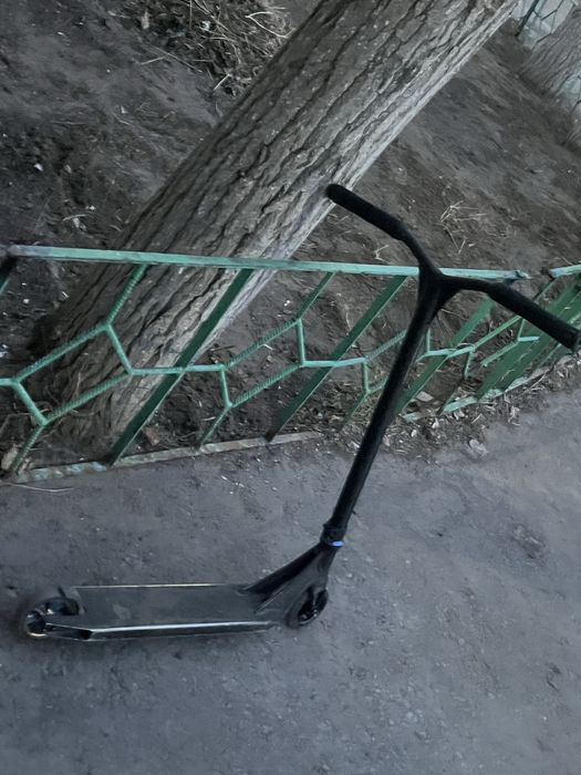 продам трюковой самокат