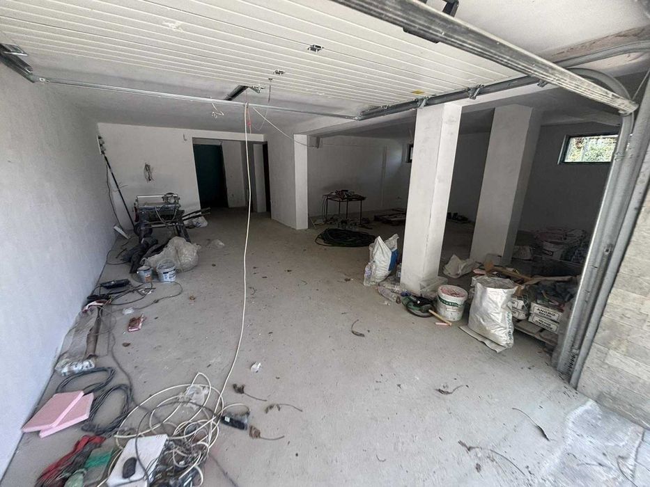 Продава се Къща в Божурище - 300 кв.м за 1200 €/кв.м - Снимка #16