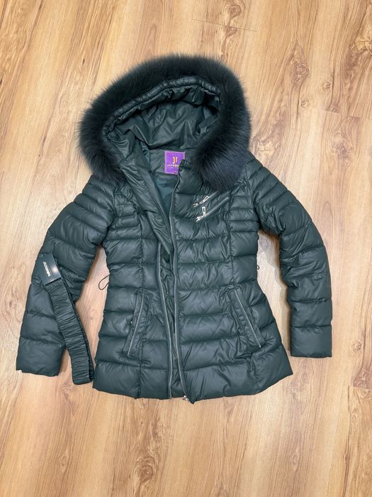 Продам зимнюю куртку