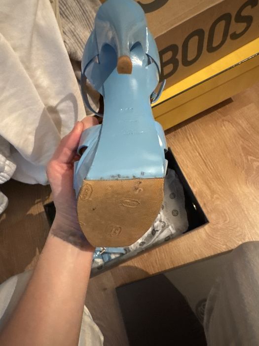 Продам 100% ОРИГИНАЛ туфли YSL