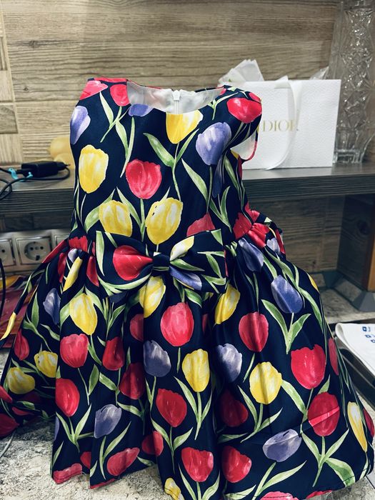 Два красивых платья для девочек